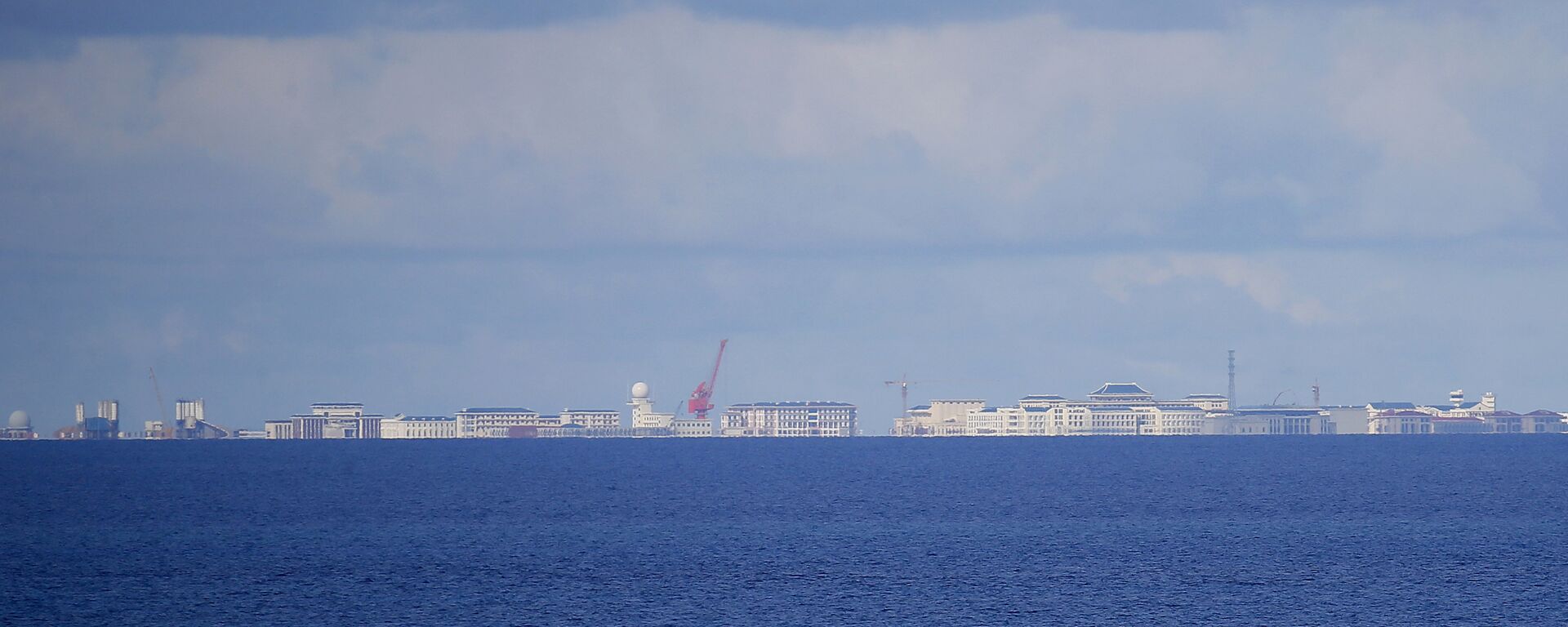 菲律賓稱中國在南海爭議水域向菲巡邏機發射照明彈 - 俄羅斯衛星通訊社, 1920, 08.12.2025