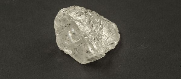 在俄罗斯找到一块重达83.5克拉的钻石 - 俄罗斯卫星通讯社