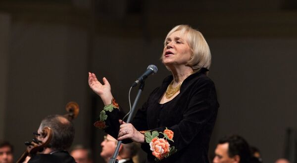 娜塔莉亚·帕纳秀克 - 俄罗斯卫星通讯社