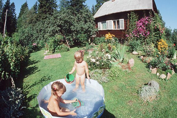 別墅 - 俄羅斯衛星通訊社