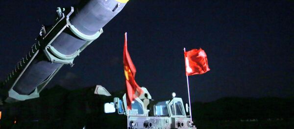 North Korean leader Kim Jong Un inspects the long-range strategic ballistic rocket Hwasong-12 (Mars-12) - 俄羅斯衛星通訊社