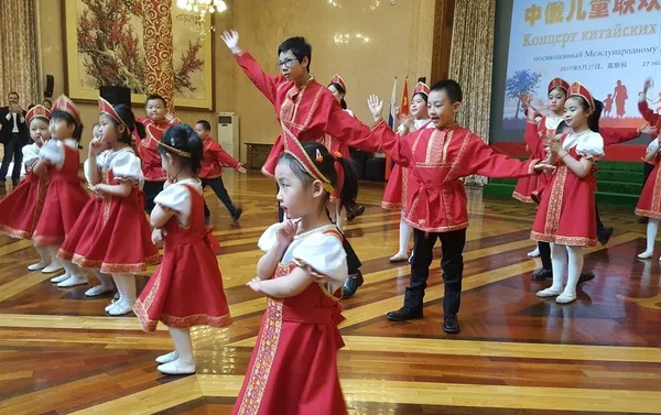 俄中兒童大聯歡,俄中友誼永相傳 俄中兒童大聯歡,俄中友誼永相傳 - 俄羅斯衛星通訊社