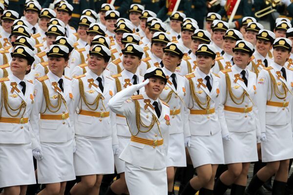 莫斯科的閱兵遊行上的軍人們 - 俄羅斯衛星通訊社