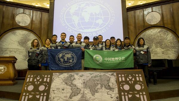 “戈格蘭島”俄中生態探險活動中國參與者前往俄羅斯地理學會聖彼得堡總部 - 俄羅斯衛星通訊社