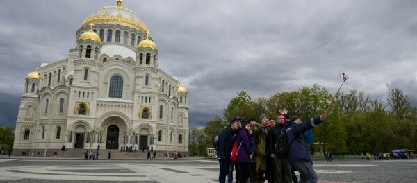 “戈格兰岛”考察队参观了港口城市喀琅施塔得 - 俄罗斯卫星通讯社