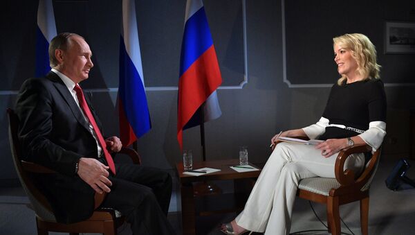NBC電視台主持人談採訪普京：鏡頭後的他和藹可親，面帶微笑，愛開玩笑 - 俄羅斯衛星通訊社