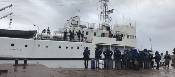 俄中生态学家已乘军用训练舰前往芬兰湾外岛 - 俄罗斯卫星通讯社