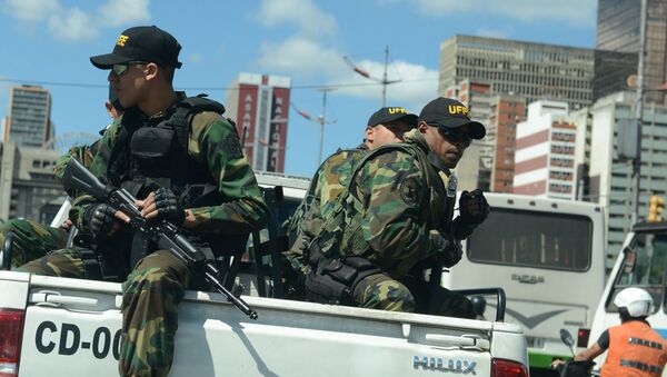 委内瑞拉总统呼吁军人准备好击退美国侵略 - 俄罗斯卫星通讯社