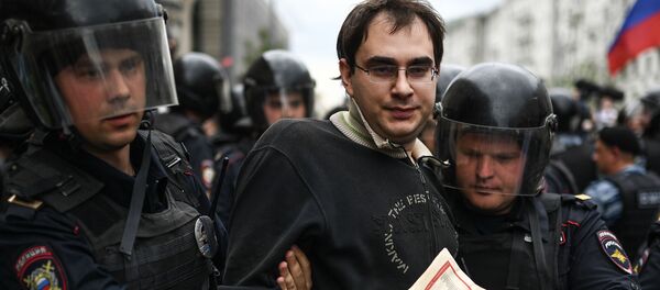 俄總統新聞秘書:煽動分子於莫斯科未獲批集會上的行為對民眾安全構成威脅 俄總統新聞秘書:煽動分子於莫斯科未獲批集會上的行為對民眾安全構成威脅 - 俄羅斯衛星通訊社