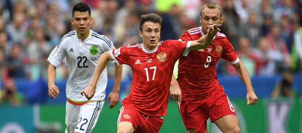 俄羅斯國家足球隊在聯合會杯比賽中敗給墨西哥隊，未能進入半決賽 - 俄羅斯衛星通訊社