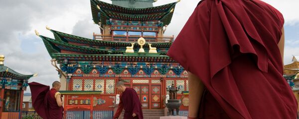 普京指出俄罗斯佛教界为社会生活做出贡献 - 俄罗斯卫星通讯社