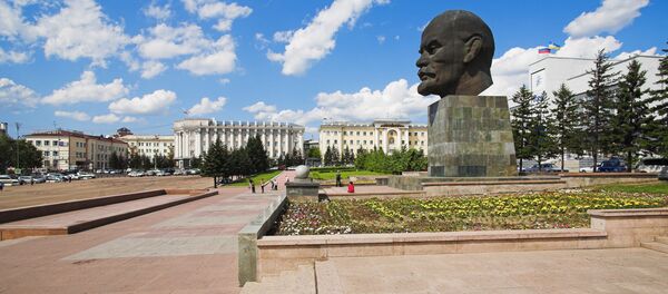 俄罗斯数千座列宁纪念碑在十月革命100周年前夕被恢复 俄罗斯数千座列宁纪念碑在十月革命100周年前夕被恢复 - 俄罗斯卫星通讯社