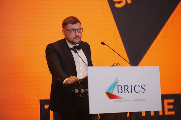 谢尔盖·科切特科夫 - 俄罗斯卫星通讯社