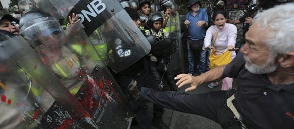 專家稱委內瑞拉公投是反對派試圖再次分裂該國 - 俄羅斯衛星通訊社