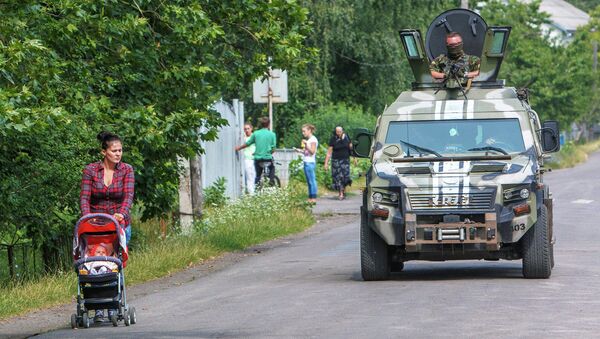 顿涅茨克人民共和国称民兵与乌安全局汽车在顿巴斯被破坏无关 - 俄罗斯卫星通讯社