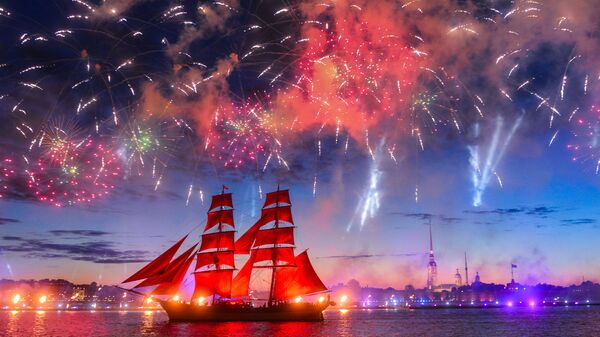 圣彼得堡“红帆节” - 俄罗斯卫星通讯社