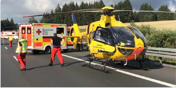 巴伐利亚州一辆旅游大巴因交通事故起火致31人受伤 - 俄罗斯卫星通讯社