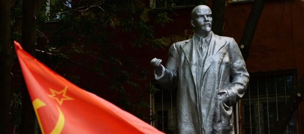 滨海边疆区50年前时间胶囊内写给共青团员的信已无法读取 - 俄罗斯卫星通讯社