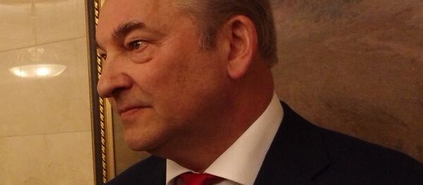 特列季亞克與龍宇翔 特列季亞克與龍宇翔 - 俄羅斯衛星通訊社