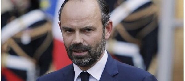 媒体：法国总理在会见议员时口误称自己为总统 - 俄罗斯卫星通讯社