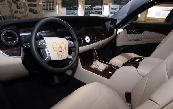 國家高級公務員乘用車車隊項目--俄羅斯汽車製造業的突破 國家高級公務員乘用車車隊項目--俄羅斯汽車製造業的突破 - 俄羅斯衛星通訊社