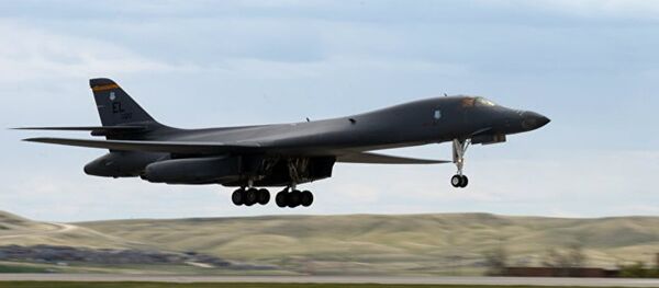 美国轰炸机飞越中国南海 美国轰炸机飞越中国南海 - 俄罗斯卫星通讯社