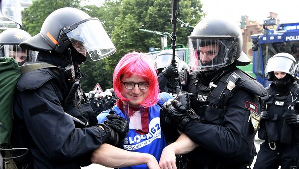 媒体：汉堡警方拘留大批来自欧洲各国的左翼激进分子 - 俄罗斯卫星通讯社