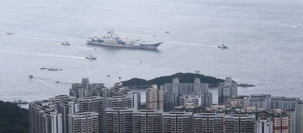 China's first aircraft carrier Liaoning sails into Hong Kong on its maiden visit to Hong Kong - 俄罗斯卫星通讯社