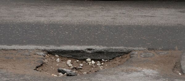 俄专家研发出“自愈合”路面铺设材料 俄专家研发出“自愈合”路面铺设材料 - 俄罗斯卫星通讯社