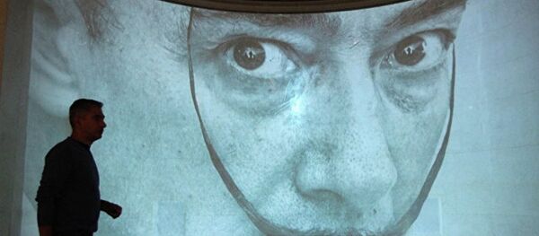 超现实艺术家达利被开棺验尸 胡子形状保持良好 超现实艺术家达利被开棺验尸 胡子形状保持良好 - 俄罗斯卫星通讯社