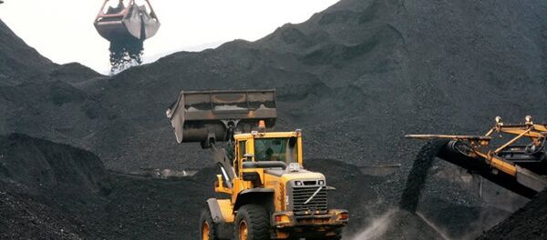 俄楚科奇超前发展区入驻企业已开始向中国装运首批煤炭 俄楚科奇超前发展区入驻企业已开始向中国装运首批煤炭 - 俄罗斯卫星通讯社