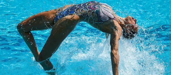 俄花游选手科列斯尼琴科在游泳世锦赛个人花游项目上首次夺冠 - 俄罗斯卫星通讯社