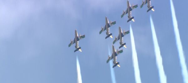 俄罗斯周六举行莫斯科航展训练飞行 - 俄罗斯卫星通讯社