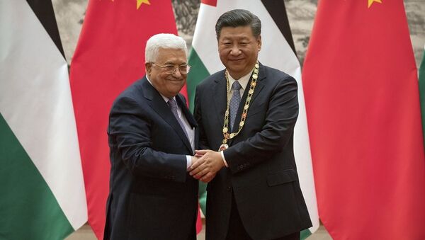 巴勒斯坦總統阿巴斯授予中國國家主席習近平巴國最高勳章 - 俄羅斯衛星通訊社