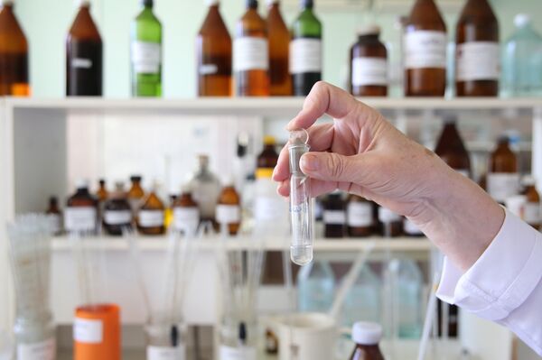 俄羅斯科學家造防紫外線透明過濾材料 俄羅斯科學家造防紫外線透明過濾材料 - 俄羅斯衛星通訊社