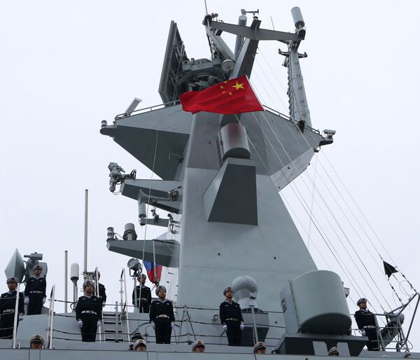 中國海軍“運城”號導彈護衛艦在波羅的斯克港。 - 俄羅斯衛星通訊社