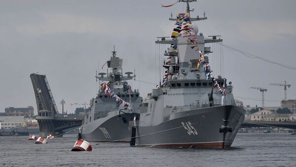 俄罗斯国防部表示，俄罗斯海军总司令在圣彼得堡会见了中国海军司令员 - 俄罗斯卫星通讯社