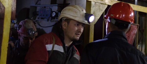 阿爾羅薩公司“和平”礦井礦工 - 俄羅斯衛星通訊社