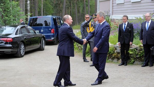 俄羅斯總統普京與芬蘭總統尼尼斯托 - 俄羅斯衛星通訊社