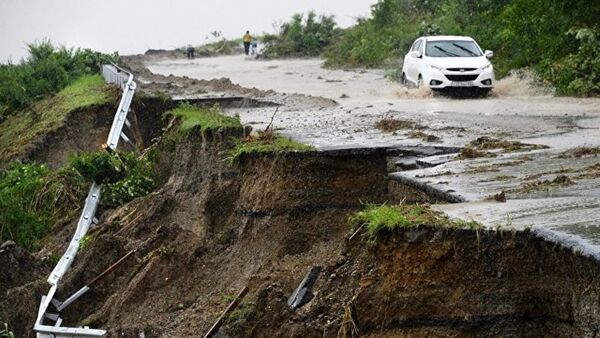 俄濱海邊疆區政府：近1.7萬名居民因颱風“軒嵐諾” 遭受損失 - 俄羅斯衛星通訊社