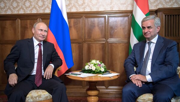 普京：俄罗斯将继续支持阿布哈兹  未来两年计划向阿方投资60亿卢布 - 俄罗斯卫星通讯社