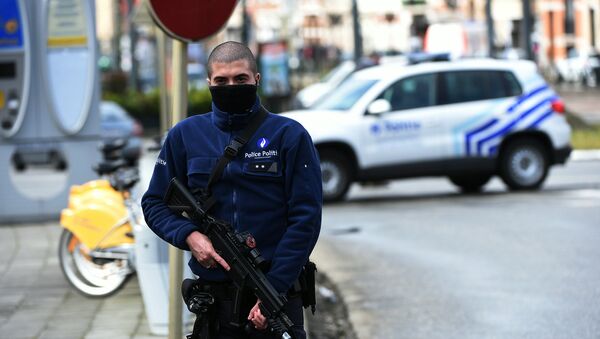 比利时首都一名不明人士持刀袭击警察 - 俄罗斯卫星通讯社