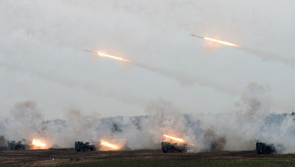 Rockets are launched from the multi-rocket launcher system - 俄罗斯卫星通讯社