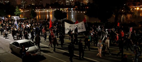 伊萬卡談弗吉尼亞州局勢 稱社會不應有種族主義和新納粹主義 伊萬卡談弗吉尼亞州局勢 稱社會不應有種族主義和新納粹主義 - 俄羅斯衛星通訊社