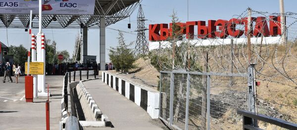 哈萨克斯坦将不再执行其与吉尔吉斯斯坦间高度加强的边境管控制度 哈萨克斯坦将不再执行其与吉尔吉斯斯坦间高度加强的边境管控制度 - 俄罗斯卫星通讯社