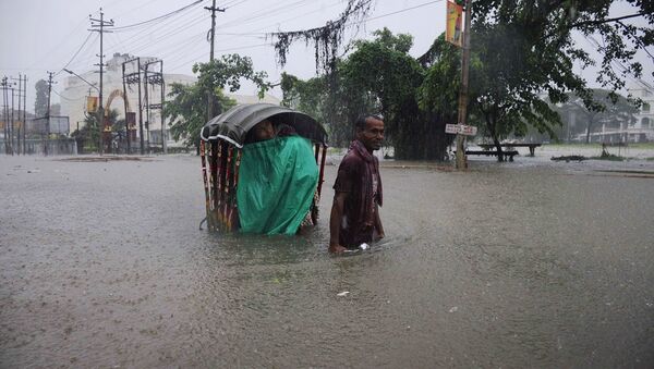 媒体：印度北部洪灾已致上百人死亡 - 俄罗斯卫星通讯社