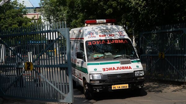 媒體：印度安得拉邦COVID-19患者護理中心火災的死亡人數上升至11人 - 俄羅斯衛星通訊社