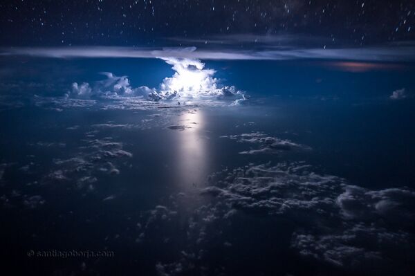 2016年,博尔哈的一张摄影作品在2016美国国家地理杂志摄影大赛中获得景观奖第三名。 2016年,博尔哈的一张摄影作品在2016美国国家地理杂志摄影大赛中获得景观奖第三名。 - 俄罗斯卫星通讯社