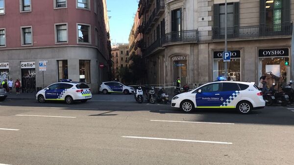 媒体：两名武装分子在巴塞罗那饭店劫持人质 - 俄罗斯卫星通讯社