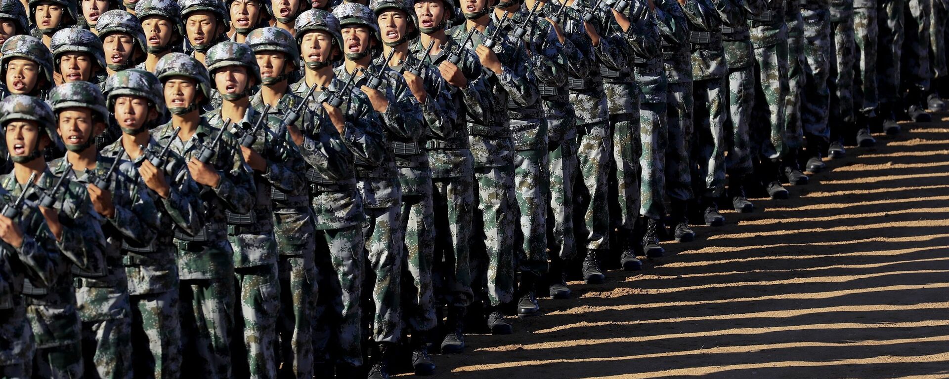 Chinese People's Liberation Army (PLA) troops march in formation - 俄罗斯卫星通讯社, 1920, 25.10.2018